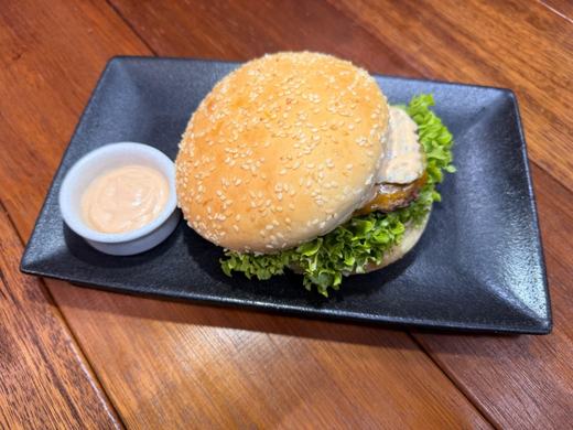Chicken katsu burger with dipping sauce