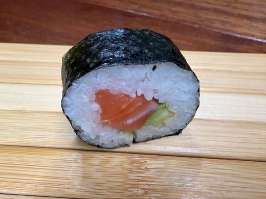 Salmon and avocado maki roll
